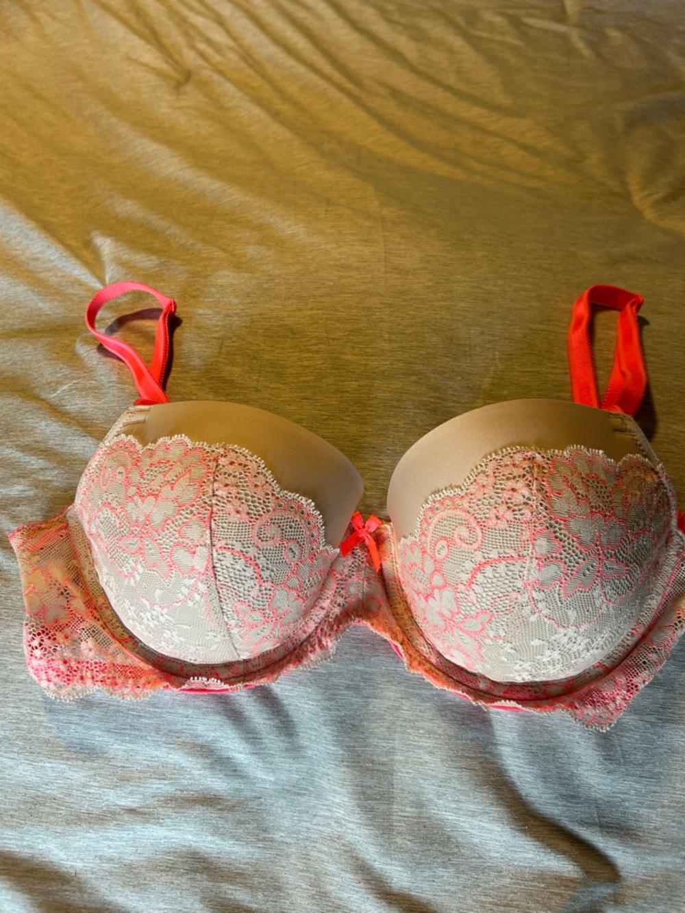 Push-Up Lace Bra in Nude and Pink